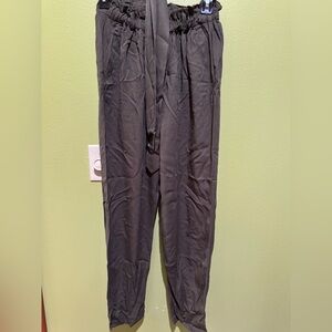 Abound Women's Olive Green Joggers